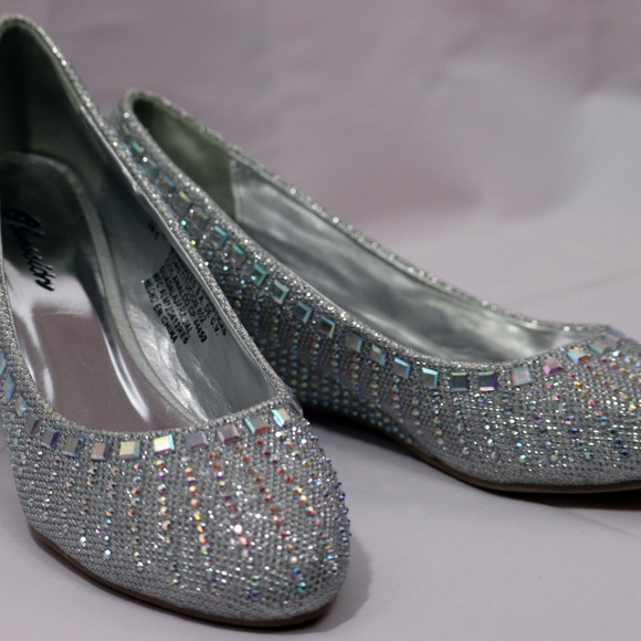 Shiny Silver Shoes - Picture 5 of 8